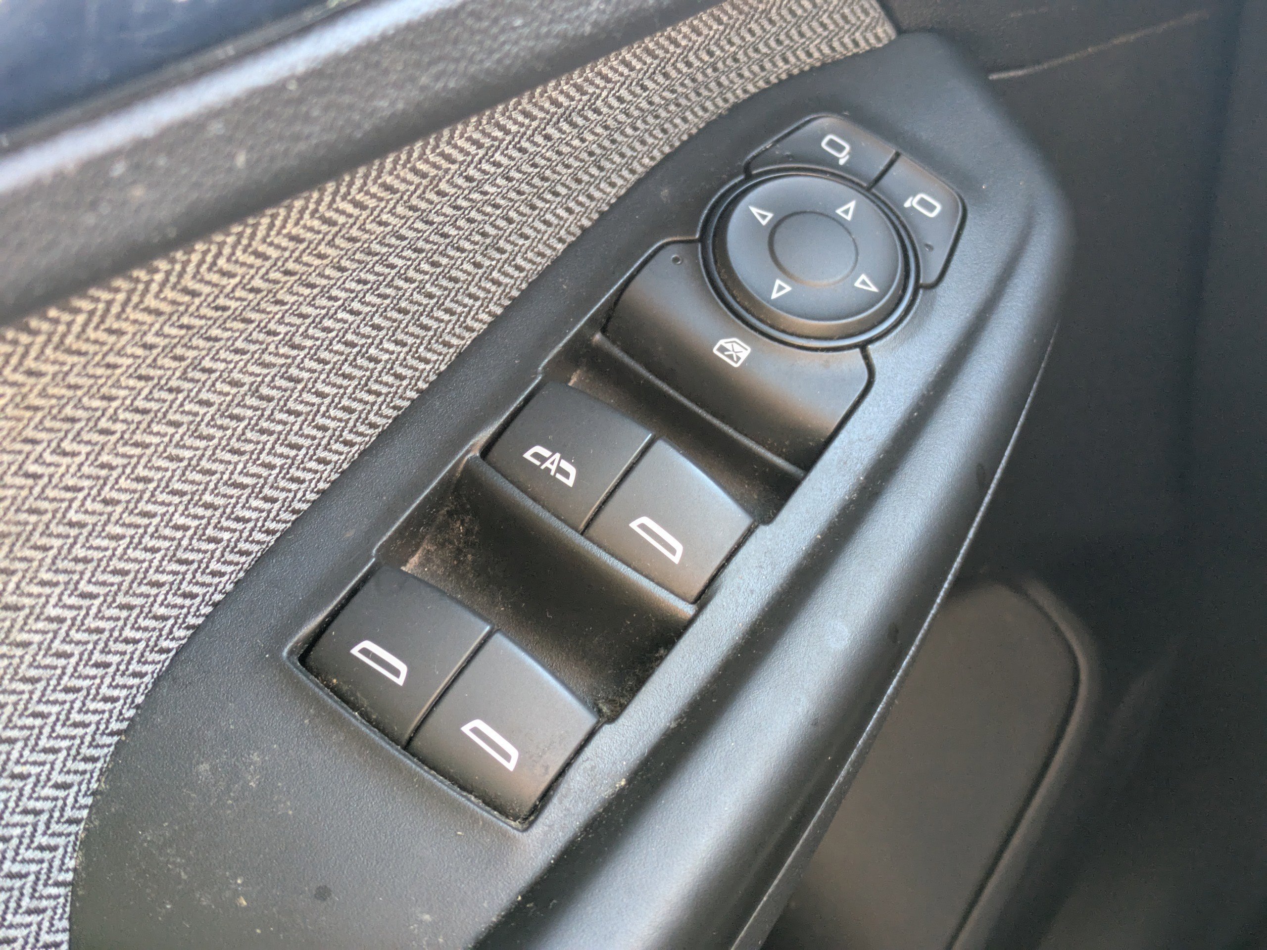 Used 2023 Chevrolet TrailBlazer LS image 24