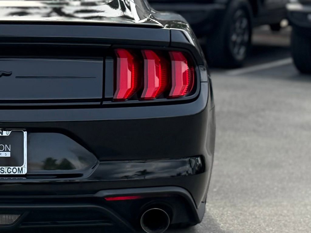 Certified 2021 Ford Mustang Coupe image 7