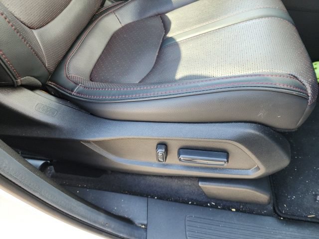 Used 2025 Honda Pilot Black Edition image 45