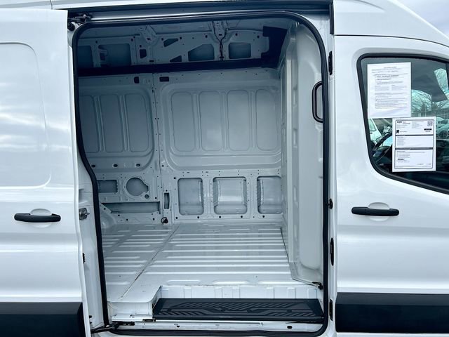 Certified 2025 Ford Transit 250 148 High Roof AWD image 28