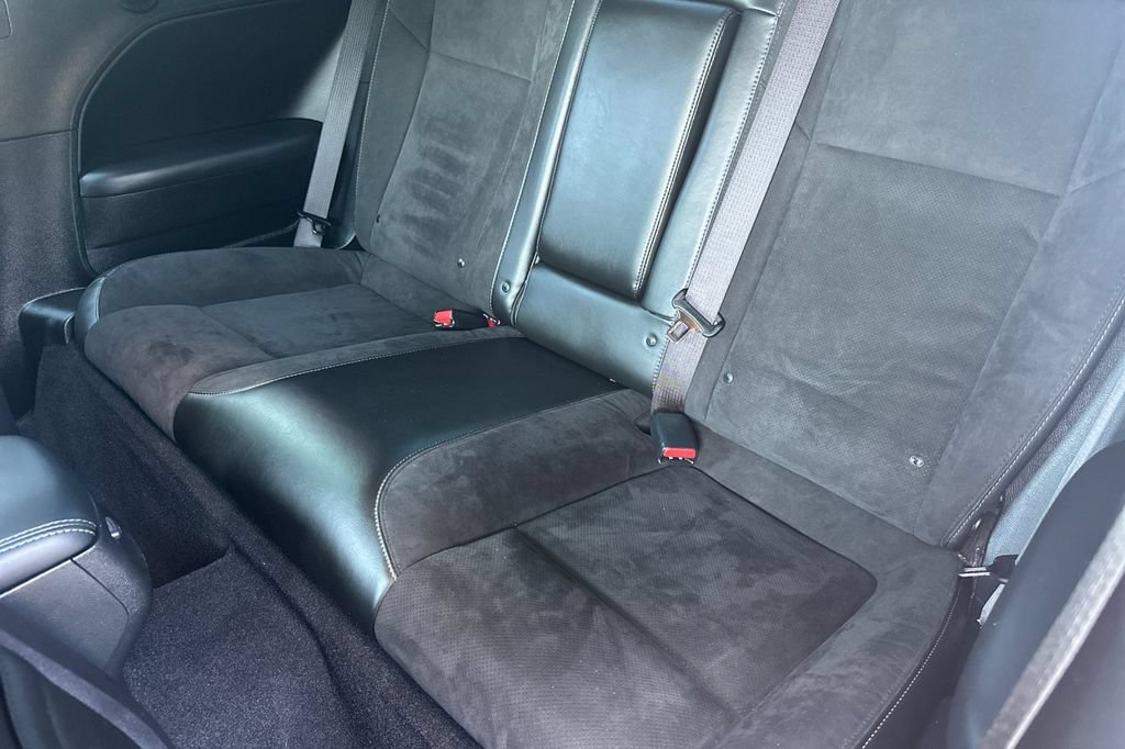 Used 2022 Dodge Challenger R/T Scat Pack RWD image 12