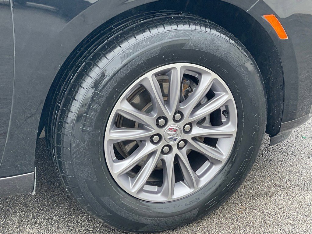 Used 2024 Buick Enclave Premium image 10