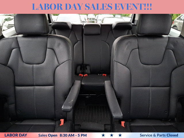 Used 2024 Kia Telluride EX w/ EX Captain's Chair Package FWD image 19