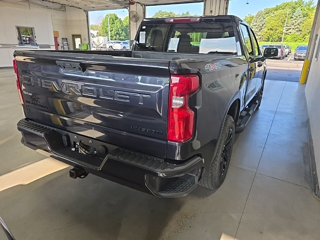Used 2023 Chevrolet Silverado 1500 Custom w/ LPO, Dark Essentials Package AWD/4WD image 4
