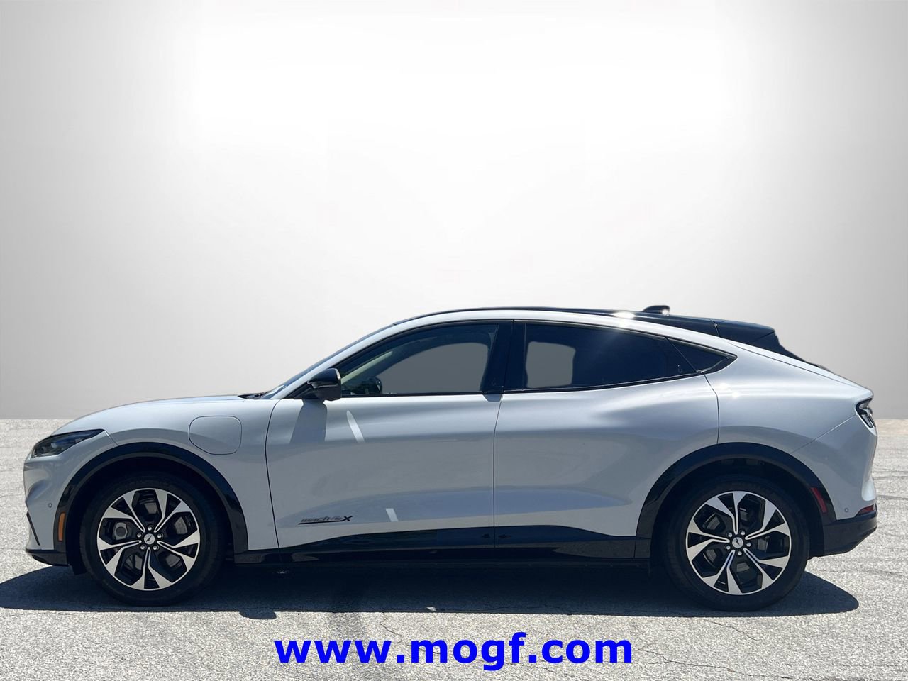 Certified 2023 Ford Mustang Mach-E Premium AWD/4WD image 25