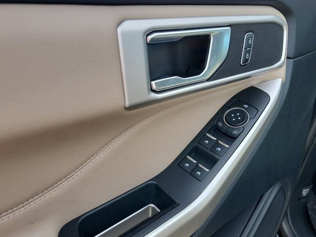 Certified 2022 Ford Explorer XLT AWD/4WD image 24