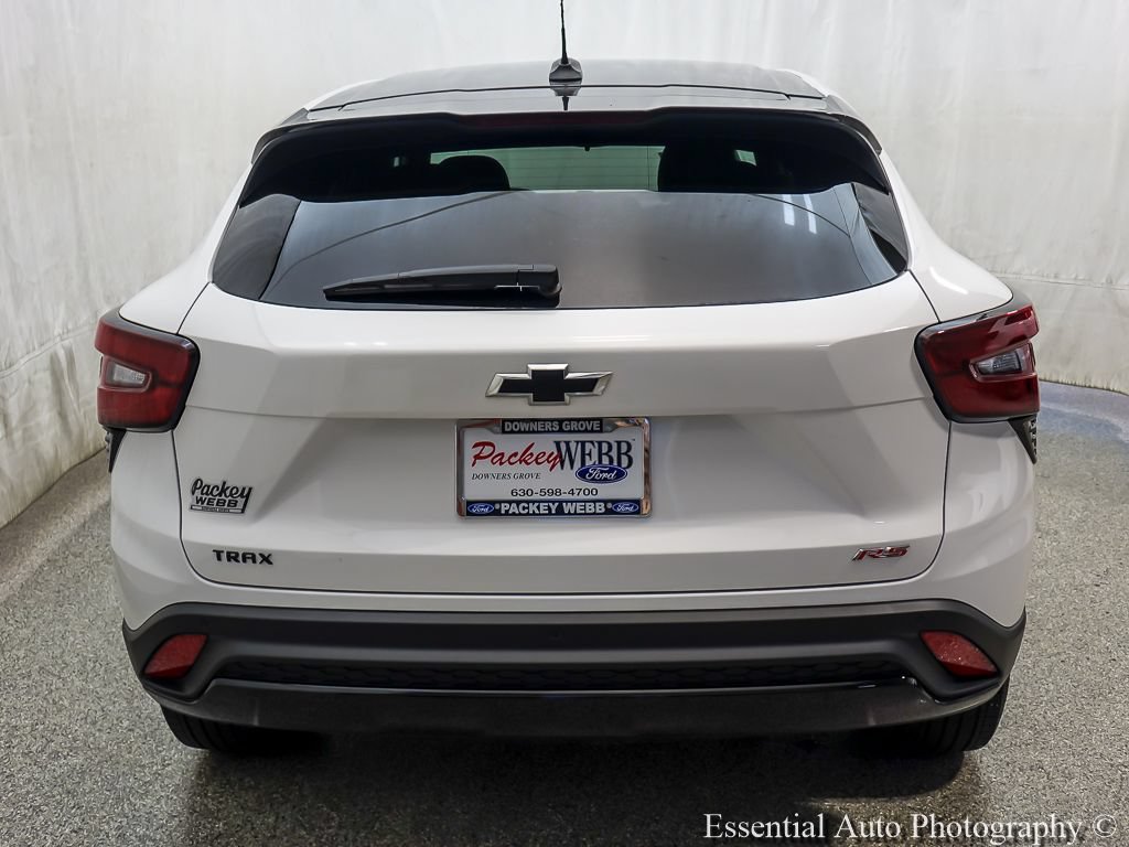Used 2024 Chevrolet Trax RS w/ Driver Confidence Package FWD image 6