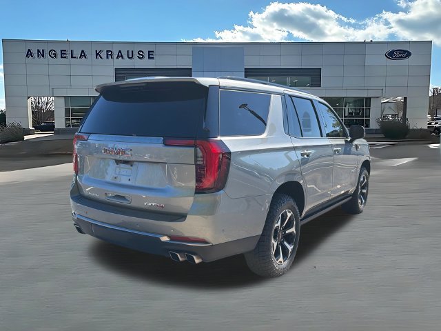 Used 2025 GMC Yukon AT4 w/ AT4 Premium Package AWD/4WD image 8