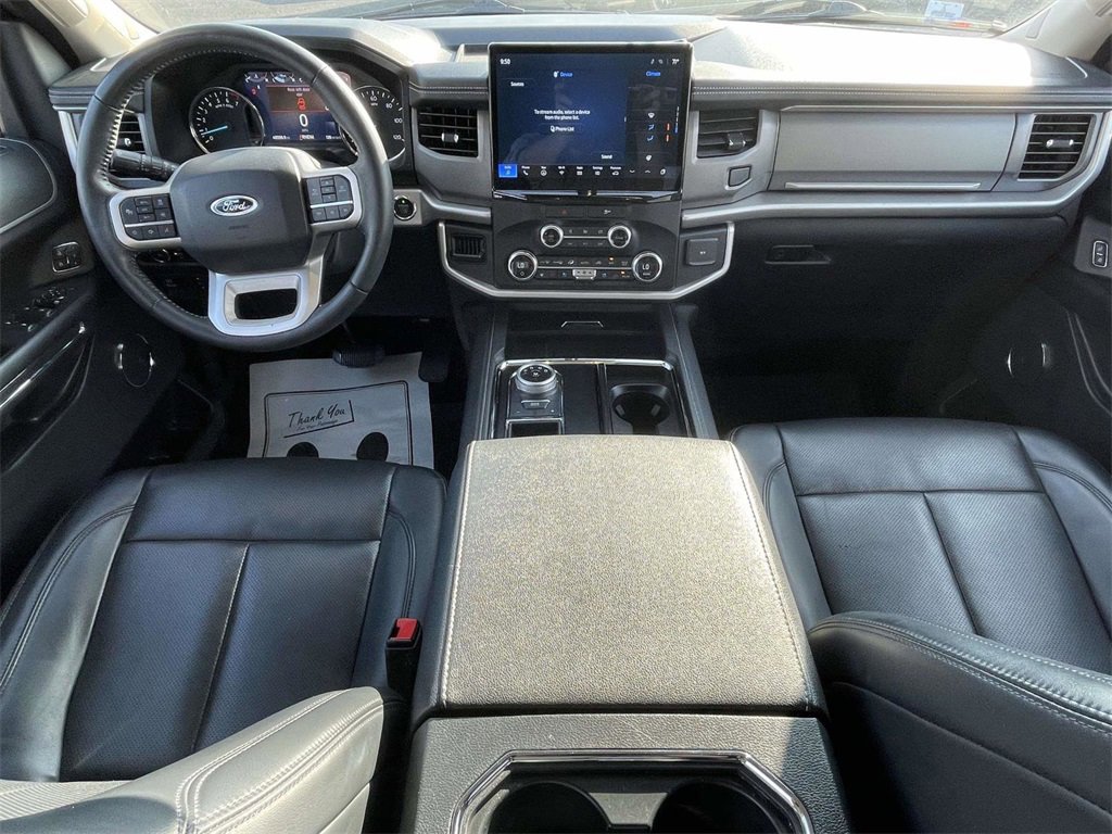 Certified 2022 Ford Expedition Max XLT image 11