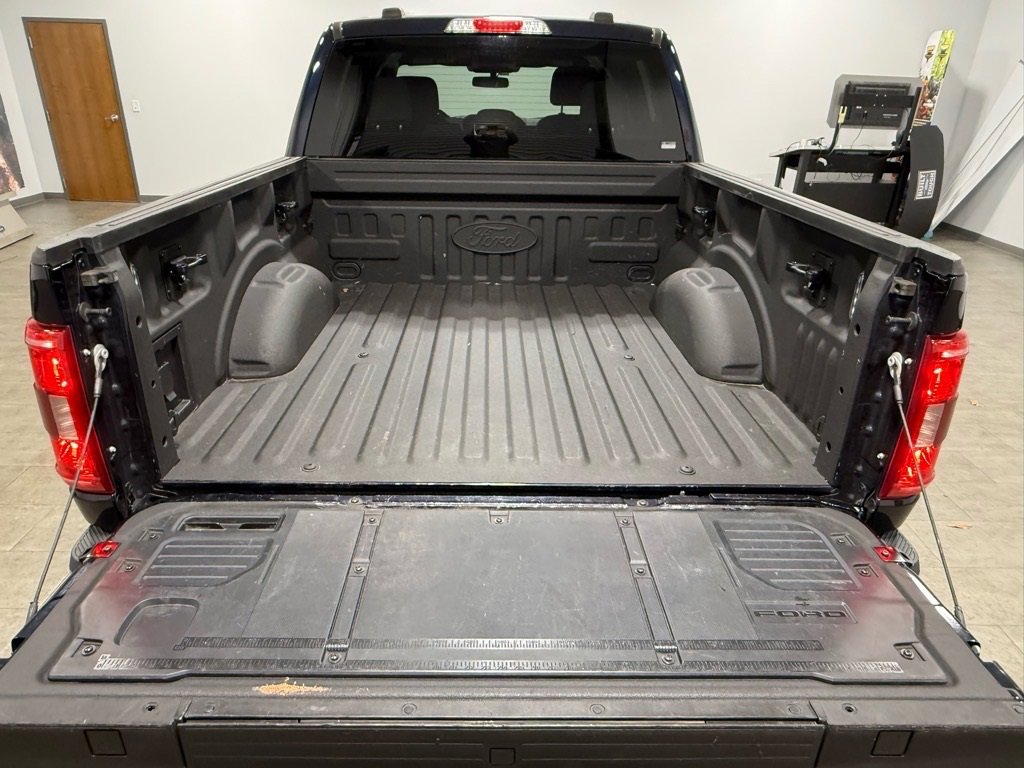 Certified 2022 Ford F150 XLT w/ Equipment Group 302A High image 16