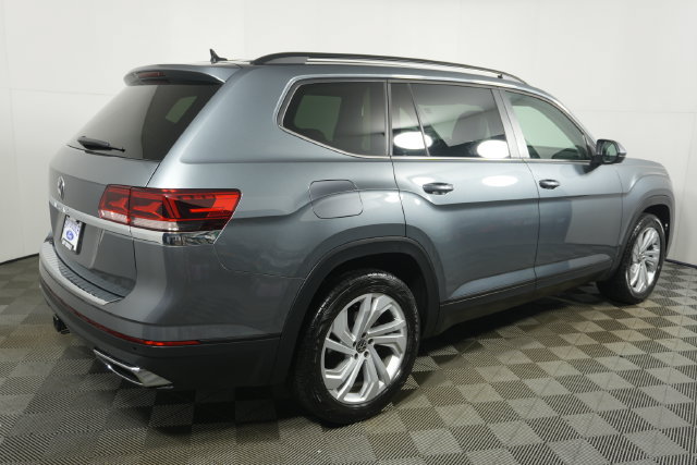 Used 2022 Volkswagen Atlas SE FWD image 3
