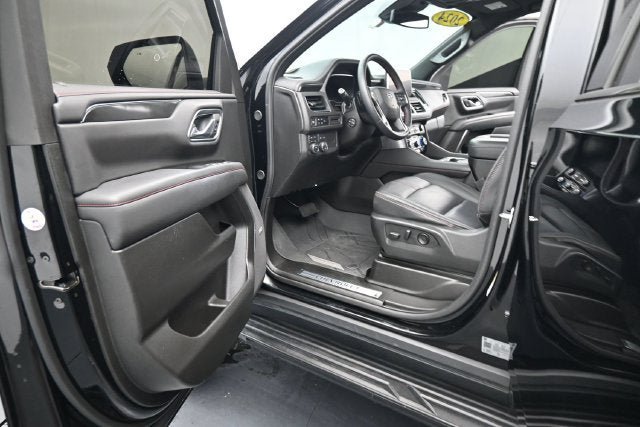 Used 2024 Chevrolet Tahoe RST w/ Luxury Package AWD/4WD image 28