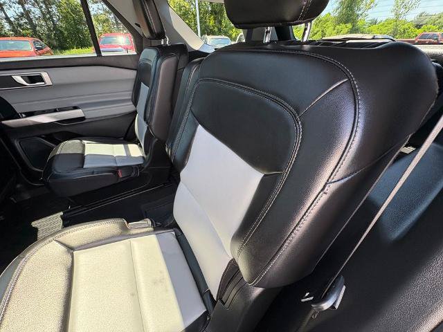 Certified 2023 Ford Explorer XLT w/ Equipment Group 202A AWD/4WD image 22