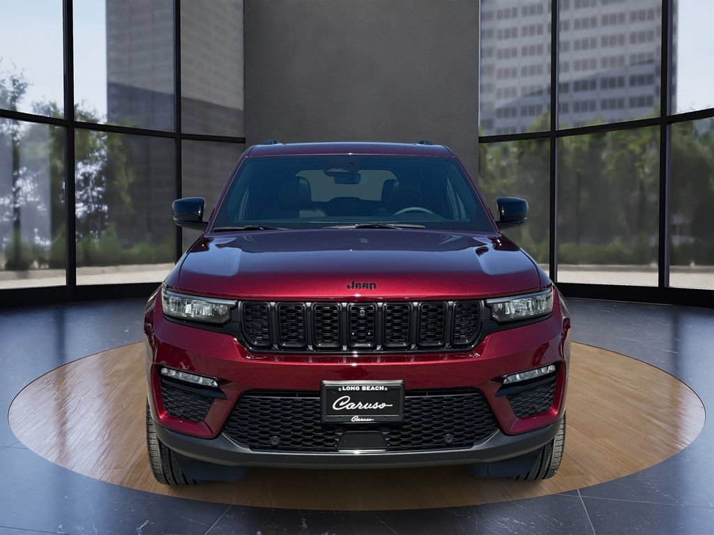 Used 2025 Jeep Grand Cherokee Limited w/ Luxury Tech Group II RWD image 8