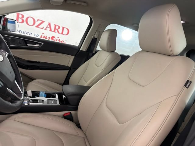 Certified 2020 Ford Edge Titanium FWD image 11