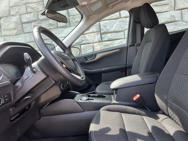 Certified 2023 Ford Escape Active AWD/4WD image 8