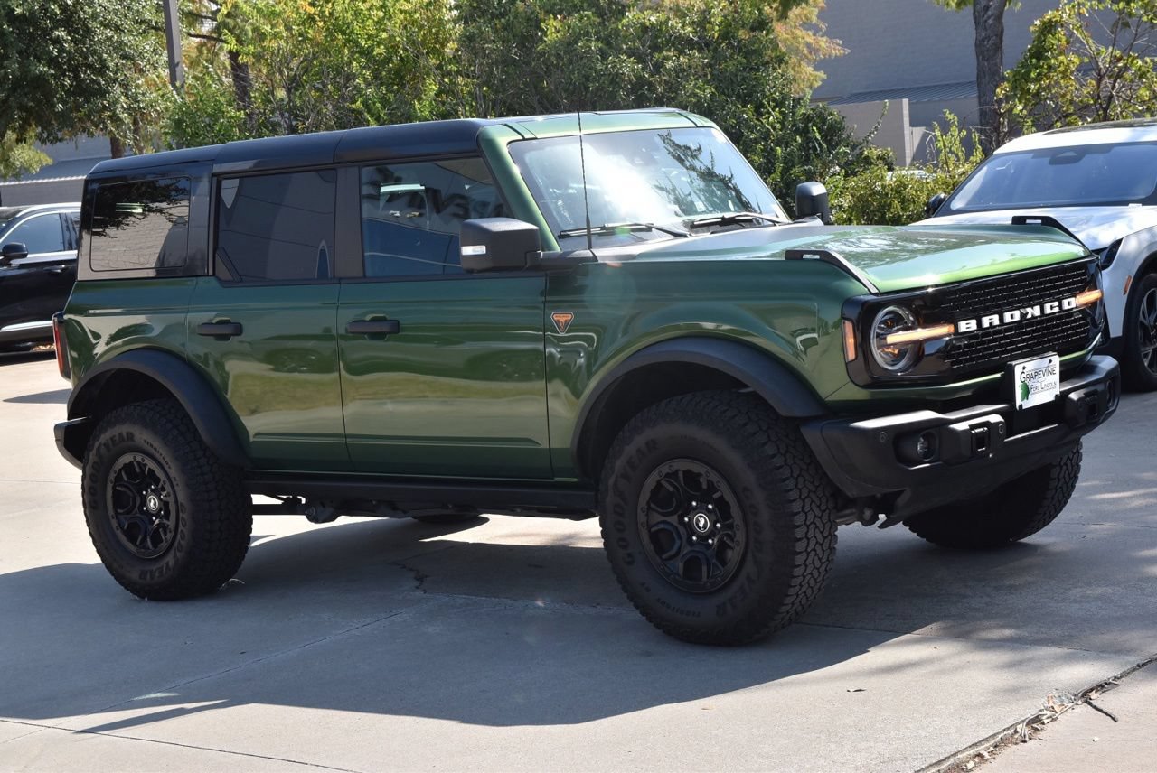 Certified 2025 Ford Bronco Badlands AWD/4WD image 5