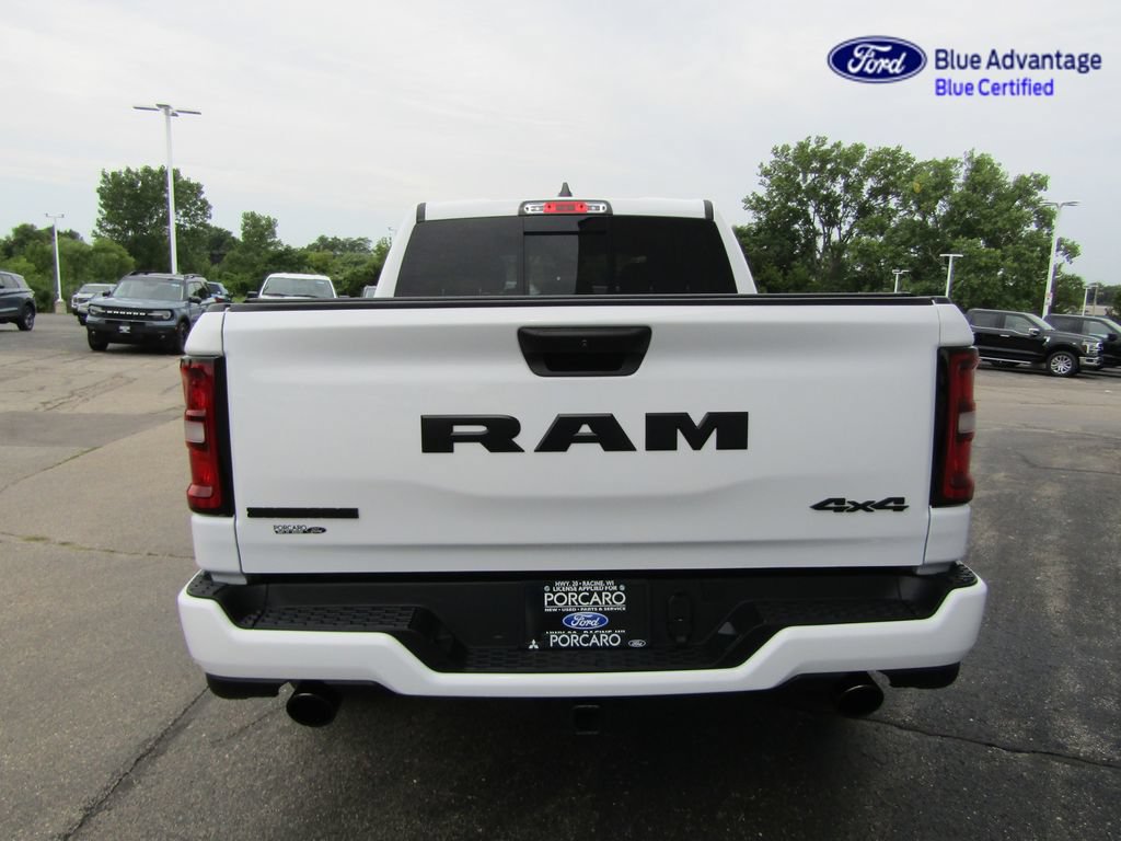 Used 2025 RAM 1500 Big Horn AWD/4WD image 9