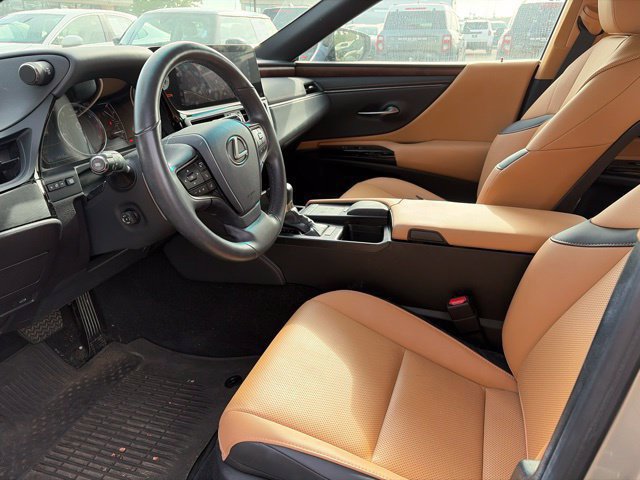 Used 2022 Lexus ES 250 w/ Premium Package AWD/4WD image 14
