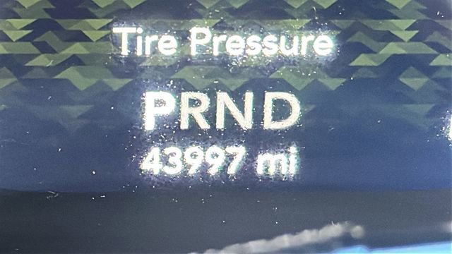 Used 2018 Jeep Wrangler Unlimited Sahara image 27