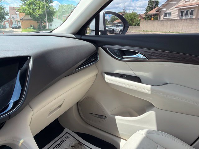 Used 2023 Buick Envision Avenir AWD/4WD image 34