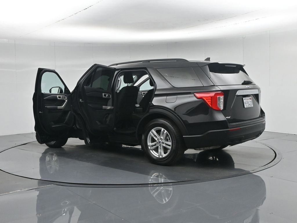 Certified 2022 Ford Explorer XLT image 56
