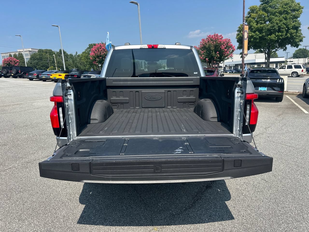 Certified 2025 Ford F150 Lightning Flash AWD/4WD image 21
