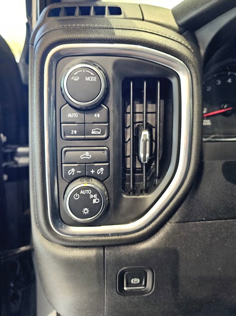 Used 2022 Chevrolet Silverado 1500 LT image 14