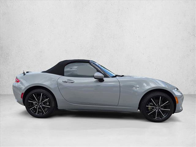 Used 2025 MAZDA MX-5 Miata Grand Touring w/ Weather Package RWD image 4