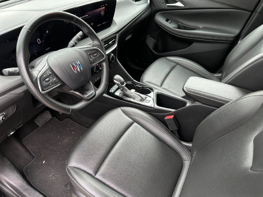 Used 2024 Buick Encore GX Sport Touring AWD/4WD image 9