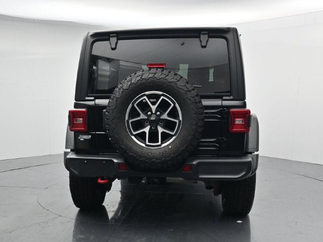 Used 2024 Jeep Wrangler Unlimited Rubicon AWD/4WD image 7