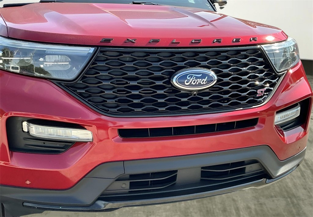 Certified 2021 Ford Explorer ST w/ Equipment Group 401A image 18