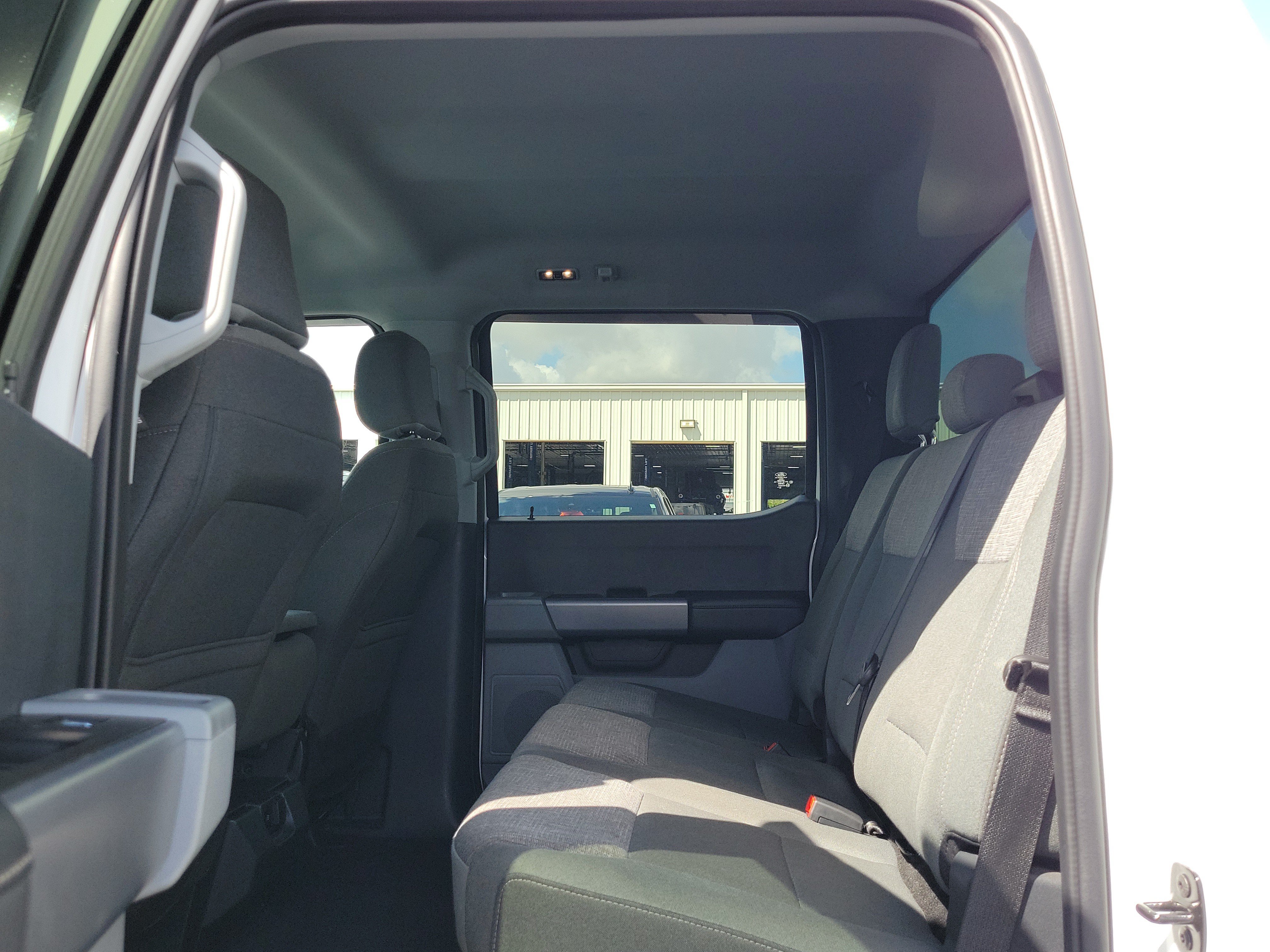 Certified 2024 Ford F250 XLT w/ 360-Degree Camera Package AWD/4WD image 11