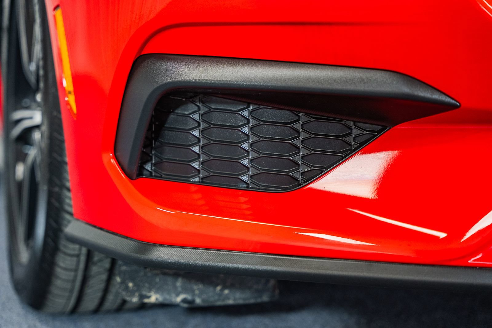 Certified 2025 Ford Mustang Premium image 14