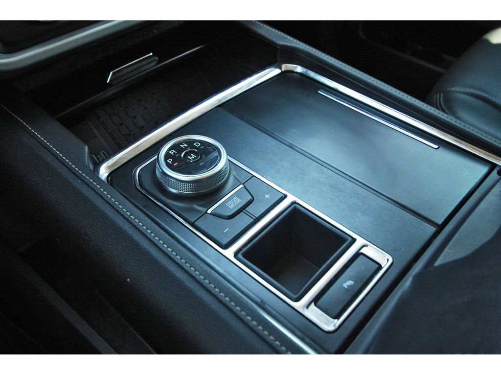 Certified 2022 Ford Expedition XLT image 28