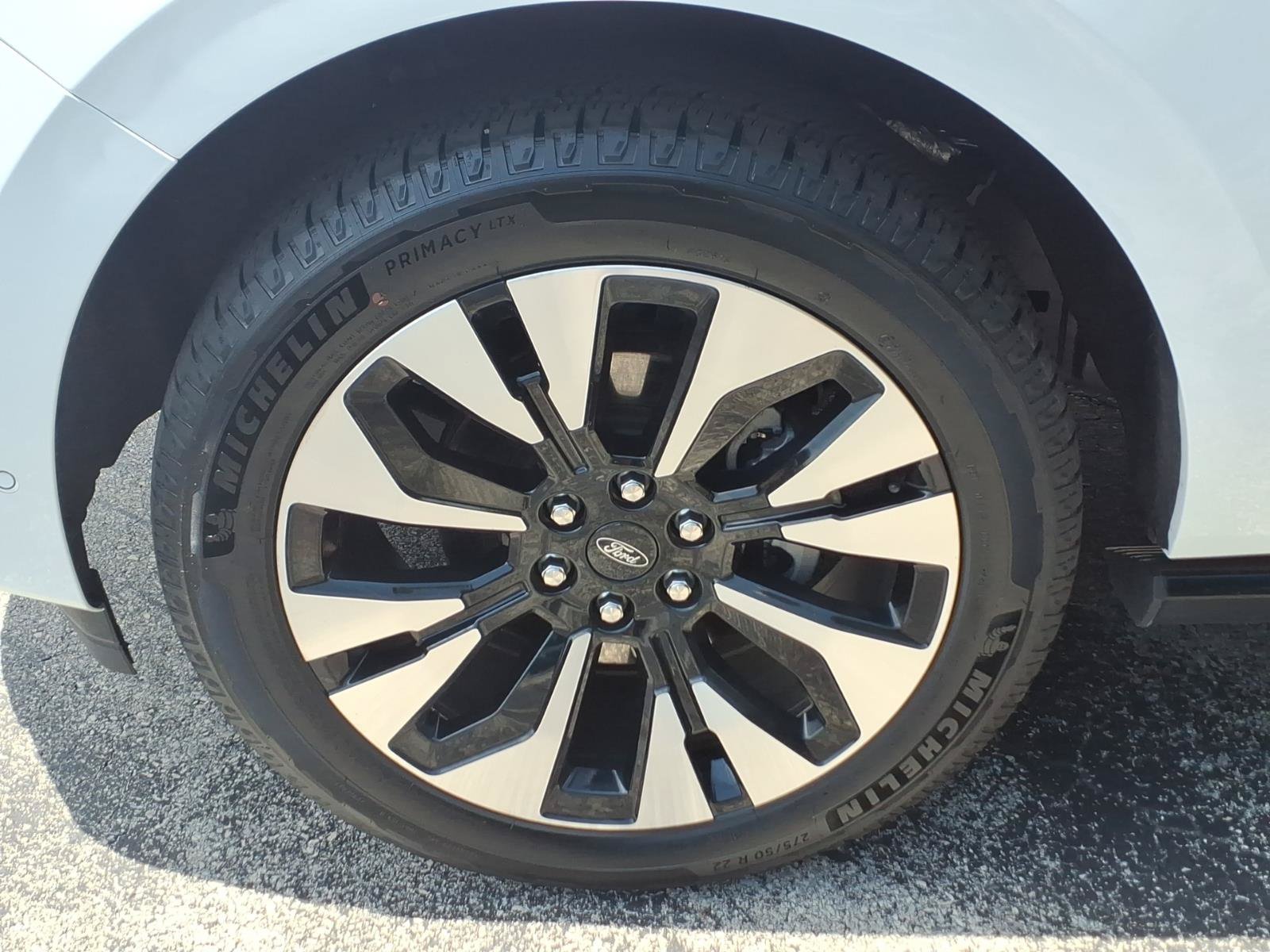 Certified 2025 Ford Expedition Max Platinum AWD/4WD image 10