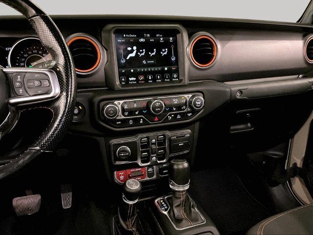 Used 2022 Jeep Gladiator Mojave w/ LED Lighting Group AWD/4WD image 6