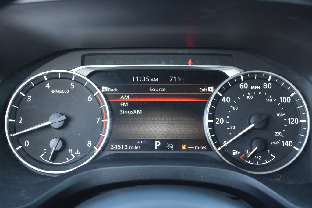 Used 2024 Nissan Rogue S AWD/4WD image 10