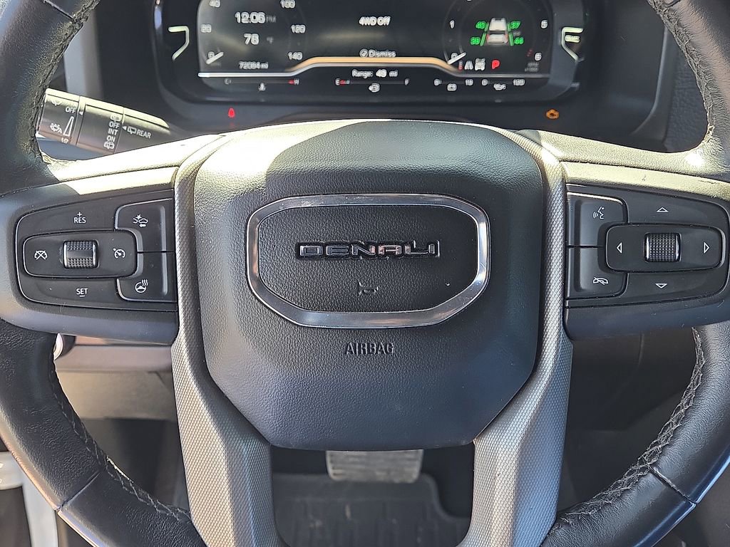 Used 2022 GMC Yukon Denali w/ Denali Ultimate Package image 30