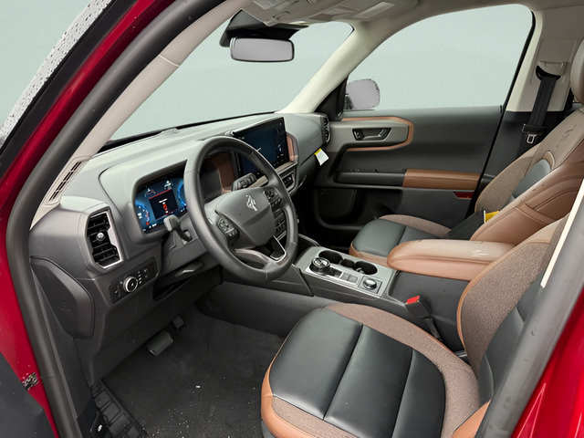 Certified 2025 Ford Bronco Sport Outer Banks w/ Outer Banks Tech Package+ AWD/4WD image 4