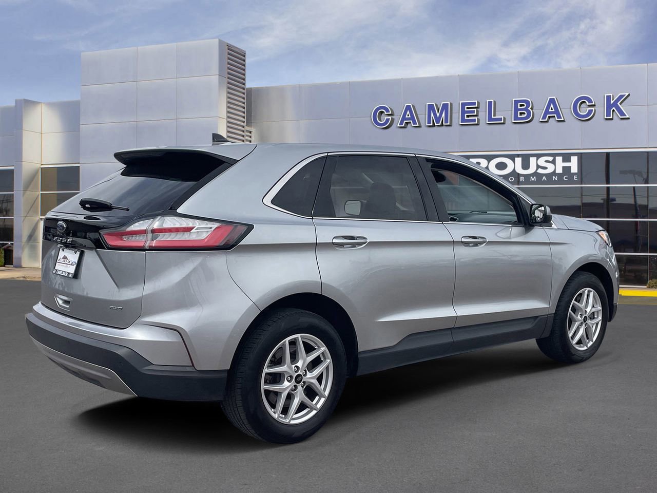 Certified 2024 Ford Edge SEL AWD/4WD image 6