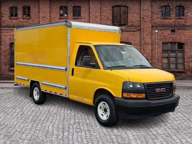 Used 2021 GMC Savana 3500 w/ Power Convenience Package RWD image 3
