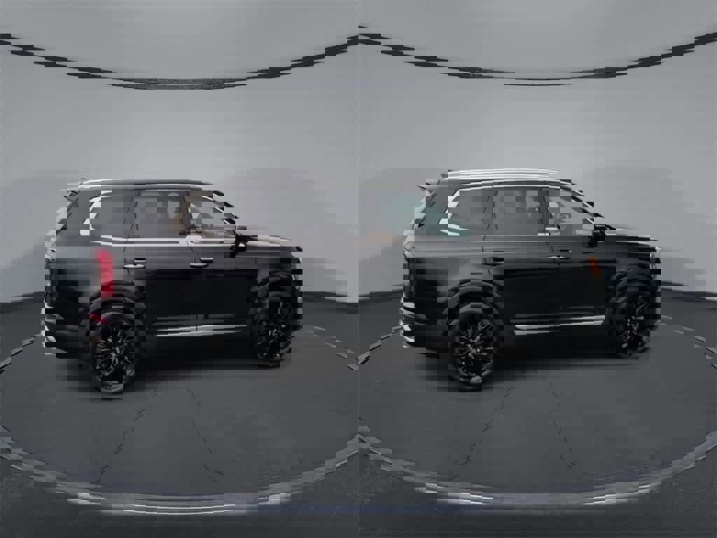 Used 2020 Kia Telluride SX w/ Towing Package image 3