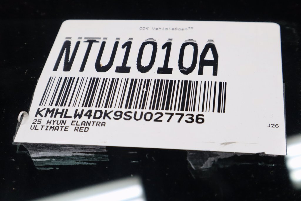 Used 2025 Hyundai Elantra N FWD image 38