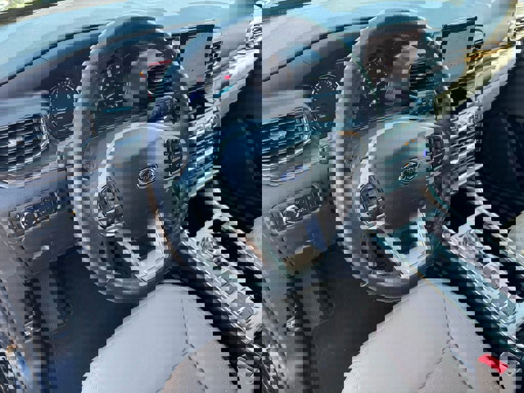 Certified 2024 Ford Explorer Limited image 21