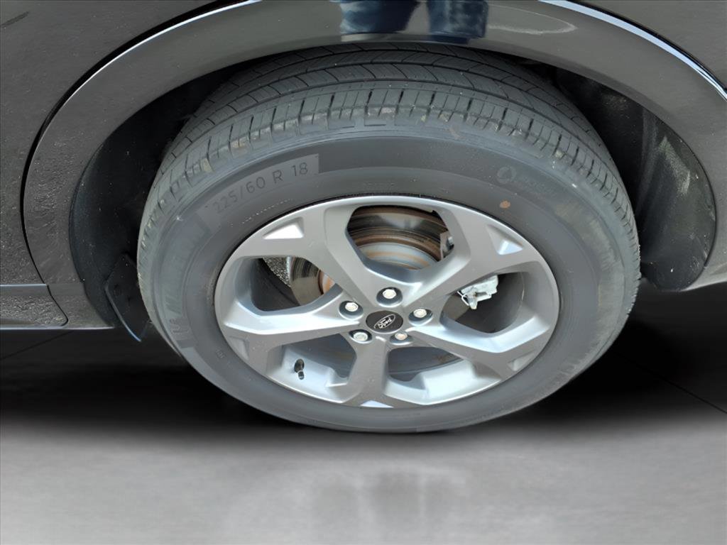 Certified 2023 Ford Escape ST-Line w/ Tech Pack #1 image 8