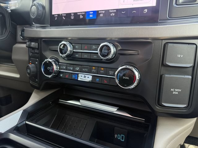 Certified 2025 Ford F450 Platinum w/ Platinum Plus Package AWD/4WD image 12