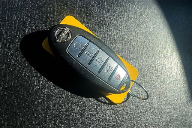 Used 2023 Nissan Armada SL image 13