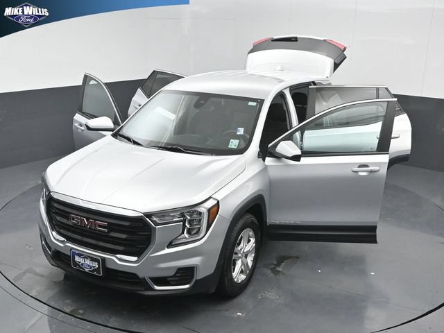 Used 2022 GMC Terrain SLE FWD image 26