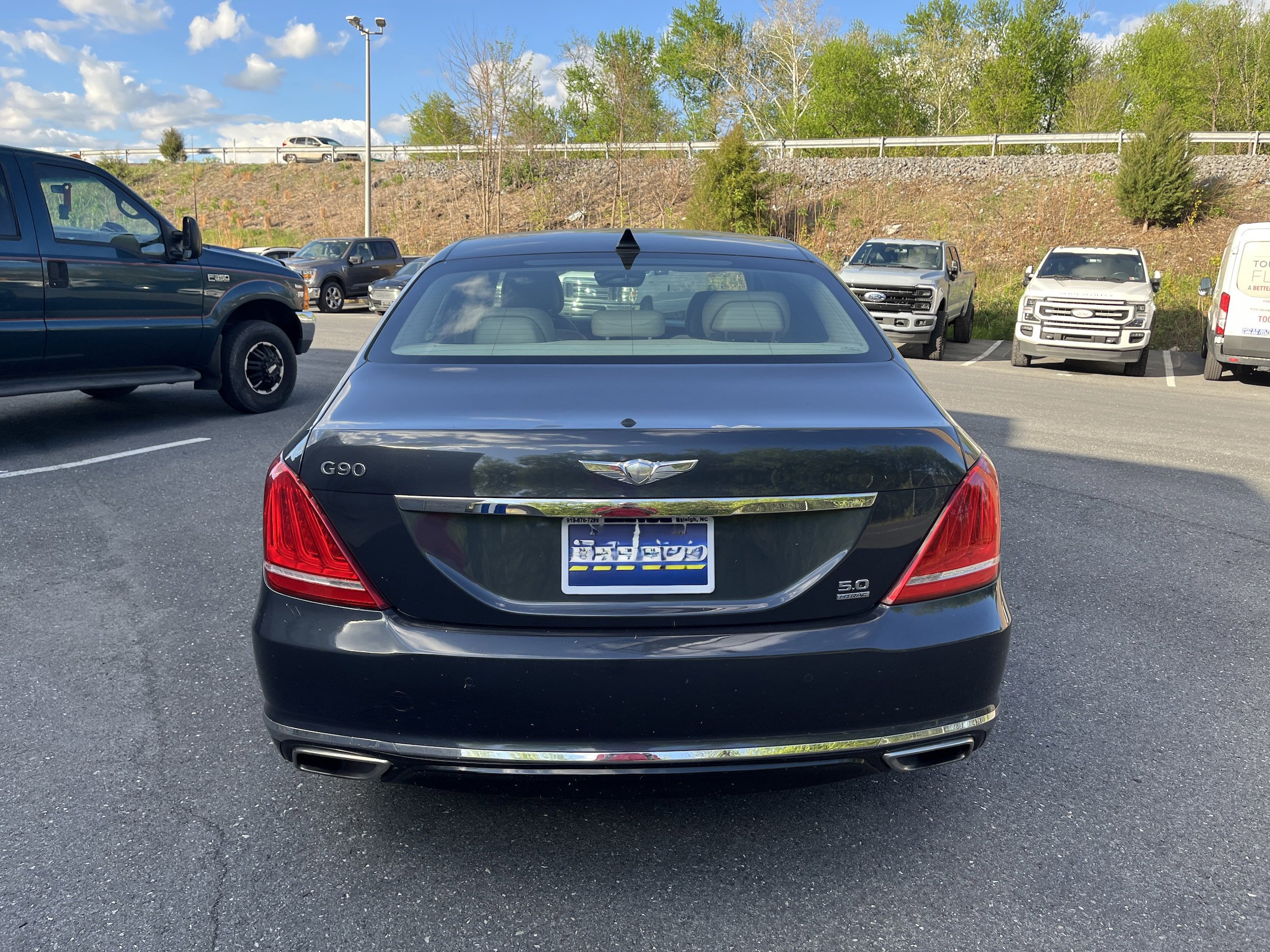 Used 2017 Genesis G90 5.0 Ultimate AWD/4WD image 4